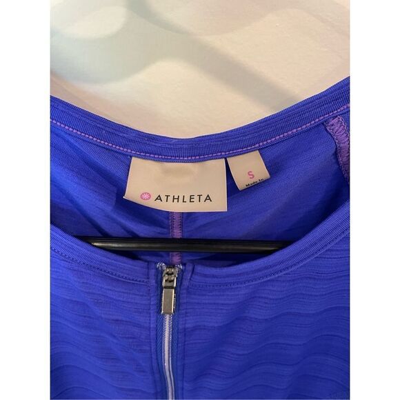 Athleta Navy Performance Tank Top - Picture 3 of 7